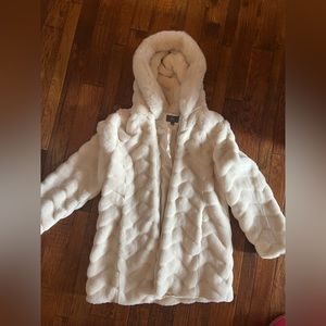 Womens Winter Faux Fur Coat